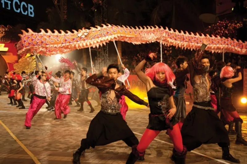 10-nuoc-co-ngay-tet-am-lich-giong-viet-nam-Hong-Kong