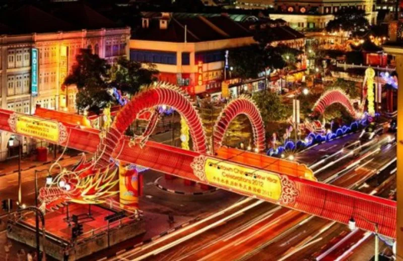 10-nuoc-co-ngay-tet-am-lich-giong-viet-nam-Singapore
