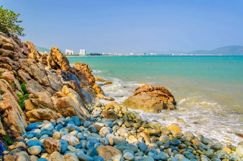 Bãi biển Kỳ Co, một trong những địa điểm du lịch đẹp nhất ở Quy Nhơn Bình Định