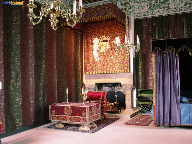 Căn phòng được giữ gìn nguyên trạng để du khách tham quan