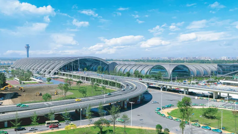 Di chuyển từ s&acirc;n bay Th&agrave;nh Đ&ocirc; về trung t&acirc;m khoảng 30 - 40 ph&uacute;t