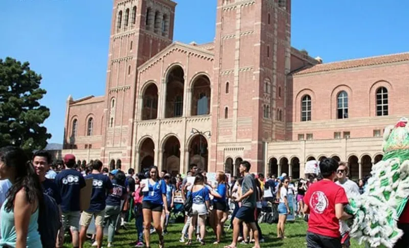Điều kiện để tuyển sinh vào trường Đại học California Los Angeles