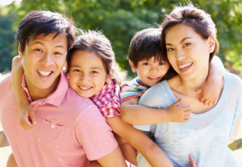 Gia đình hạnh phúc tại Canada