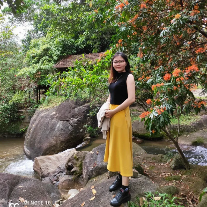 Hằng Vinavisa