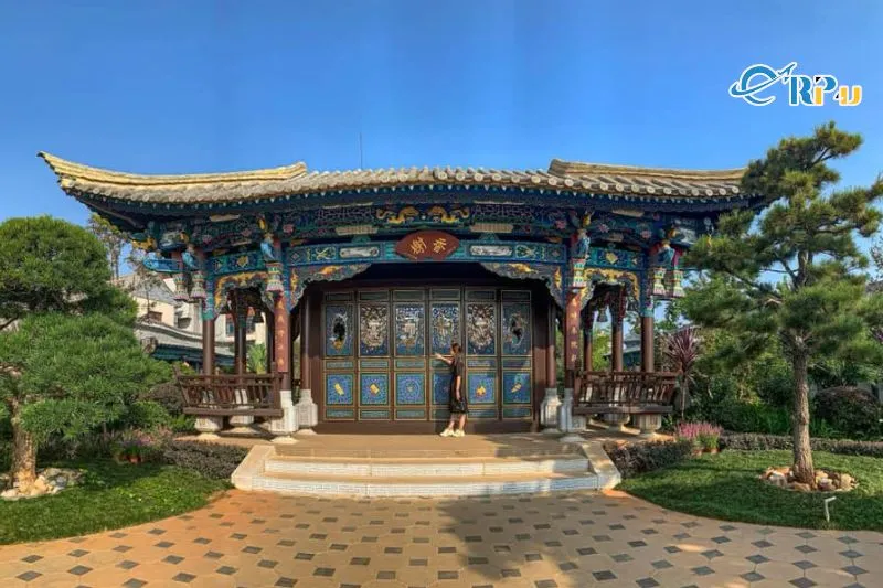 Mông Tự, Trung Quốc