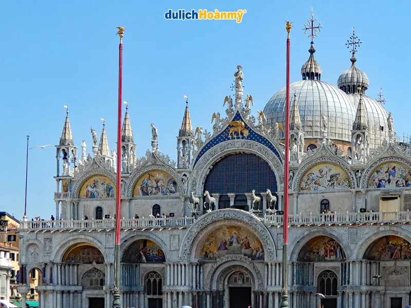 Quảng trường Piazza San Marco