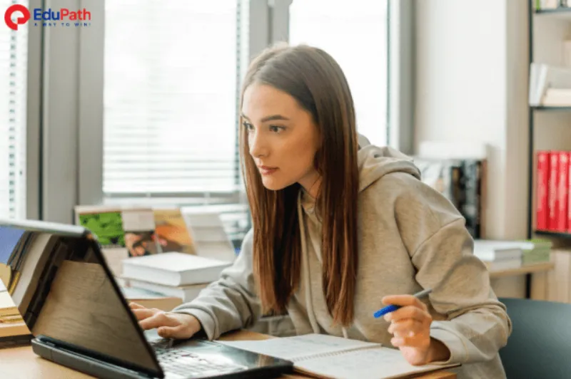 Sinh viên cần điền thông tin có trong giấy một cách cẩn thận - EduPath