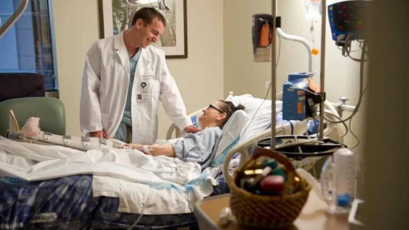 Sinh viên trong phòng thí nghiệm và không gian làm việc của Keck HSC