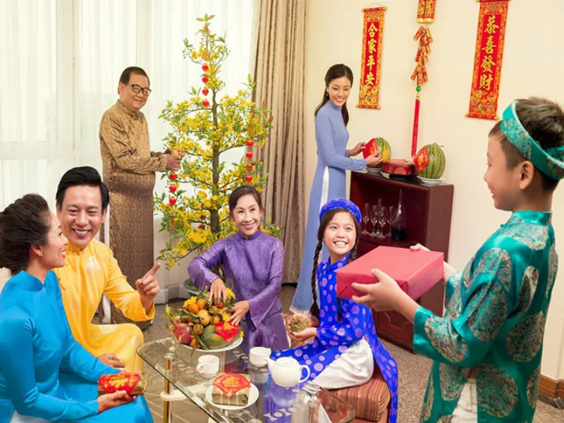 Tết là thời điểm du khách đi Mỹ thăm thân và trốn ở lại cao điểm nhất.