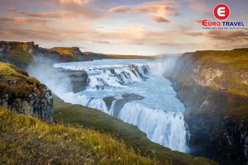 Thác Gullfoss - Kỳ quan thiên nhiên hùng vĩ của Iceland