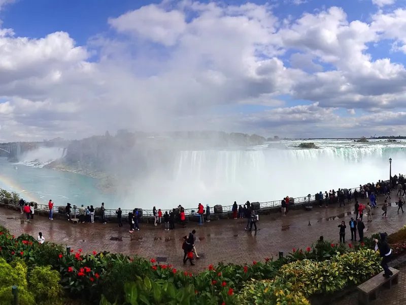 "Thác Niagara - Kỳ quan thiên nhiên hùng vĩ" width=