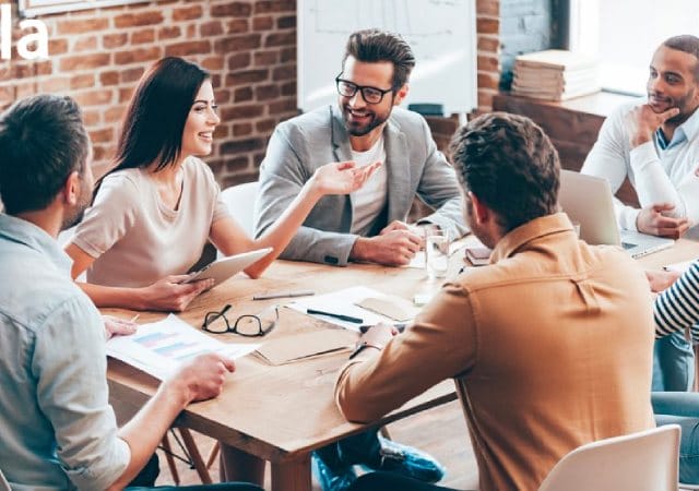 Discuss đi với giới từ gì? With là giới từ được dùng phổ biến Discuss đi với giới từ gì? With là giới từ được dùng phổ biến