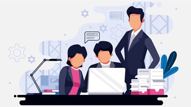 “Insisted on” mô tả rõ ràng sự kiên quyết của một người trước điều gì đó “Insisted on” mô tả rõ ràng sự kiên quyết của một người trước điều gì đó