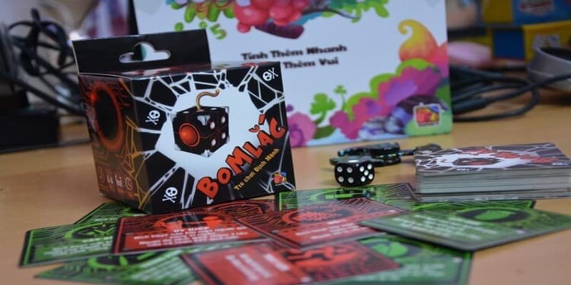 Một số thông tin về cách chơi xí ngầu nổ