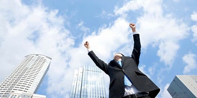 “Successful as” mô tả sự thành công trong chức vụ cụ thể “Successful as” mô tả sự thành công trong chức vụ cụ thể