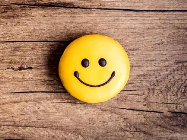 Happy đi với giới từ gì?