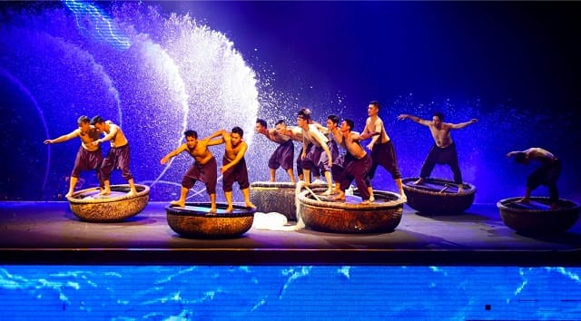 Vận dụng kiến thức về từ show để làm bài tập tiếng Anh hiệu quả hơn