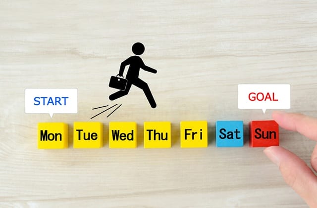 Tìm hiểu thứ đi với giới từ gì